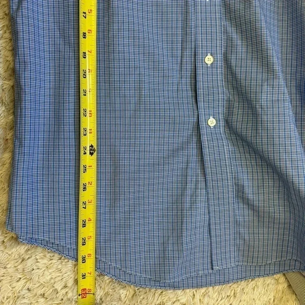 Brooks Brothers 346 Mens Button Down Shirt size Medium